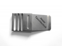 Gurtschnalle mit Heser Tauchtechnik Schriftzug