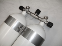 Doppelflaschen-Brückenkombination (200bar / 300bar)